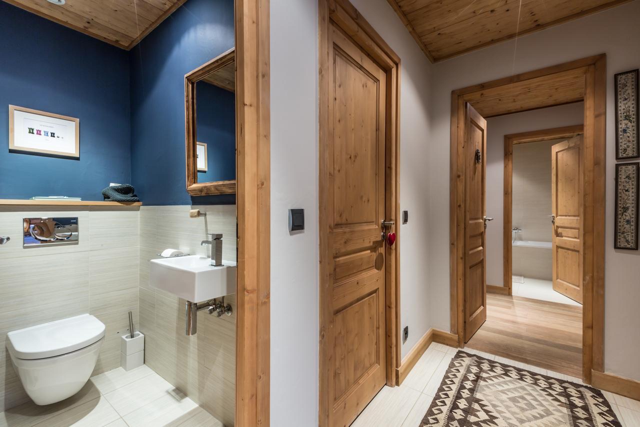 Apartment Au Bon Coin - Luxury Chamonix Hidden Haven, Mont Blanc View, Hot Tub And Garden Экстерьер фото