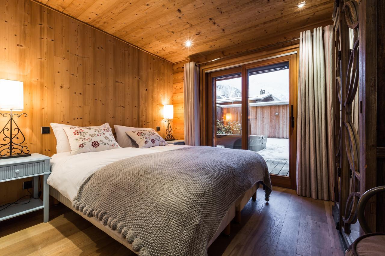 Apartment Au Bon Coin - Luxury Chamonix Hidden Haven, Mont Blanc View, Hot Tub And Garden Экстерьер фото
